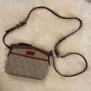 Dooney and Bourke crossbody purse